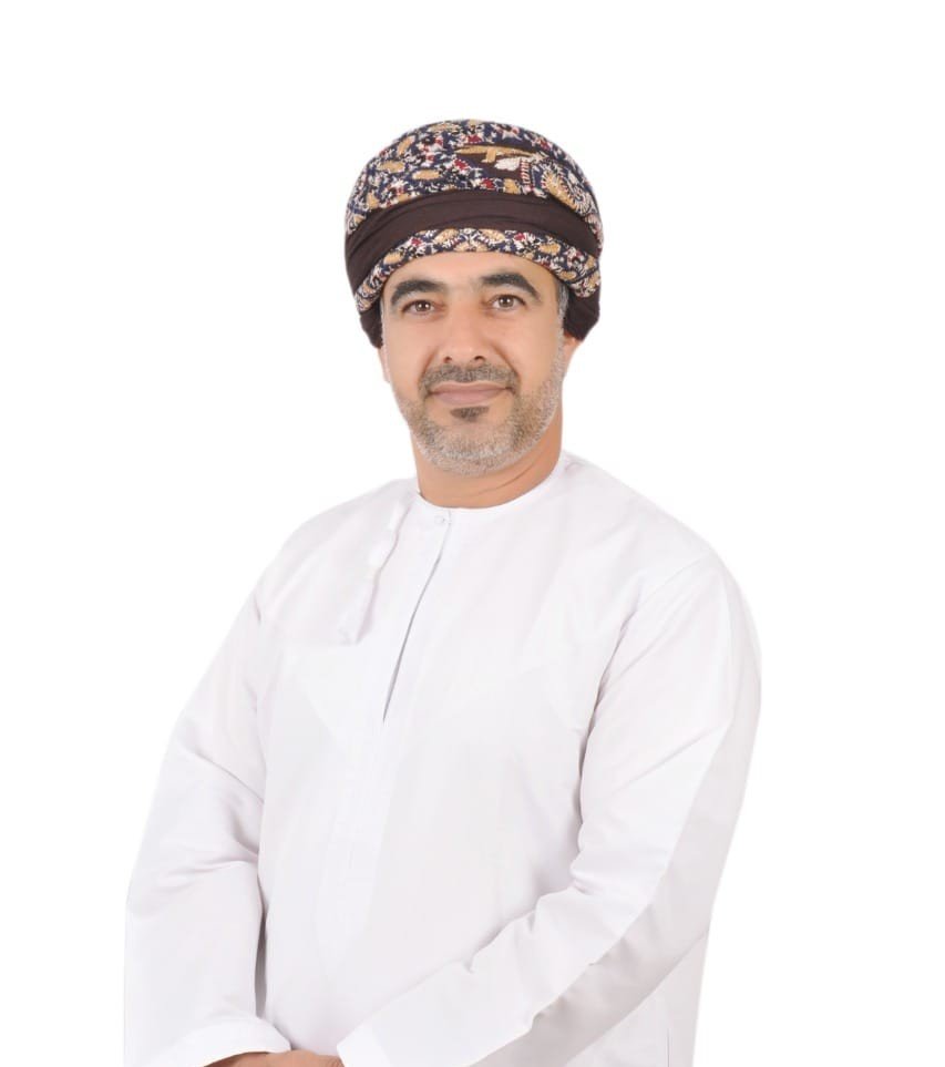 عادل بن راشد بن سيف الكلباني